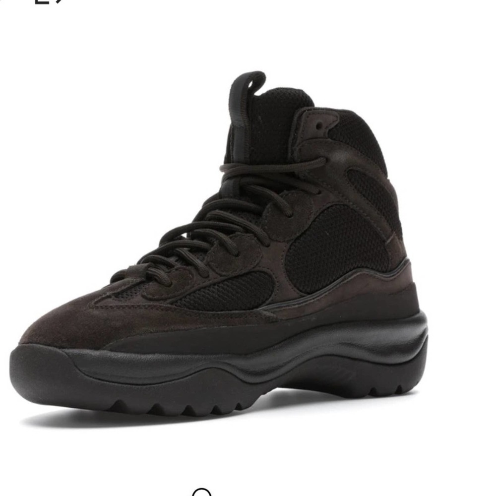 Yeezy Desert Boot Season 7 Oil in size 5 authentic